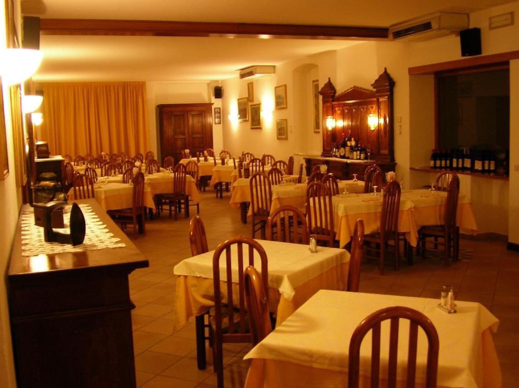 Hotel La Pergola Moniga del Garda Extérieur photo